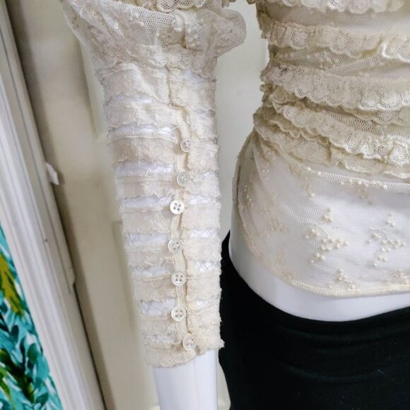 NWT BCBGMaxazria Gypsie Peasant Whimsy Goth Ruffle Tiered Prairie Top Ivory XS - Picture 3 of 13